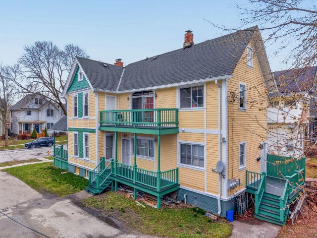 House for sale in Milwaukee, Wisconsin