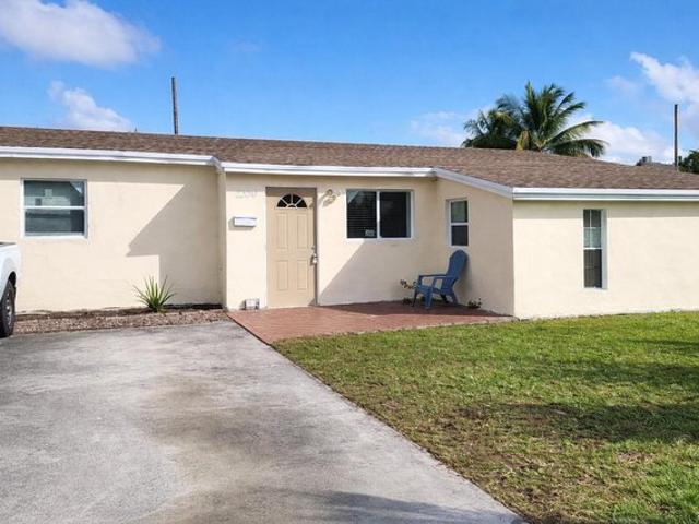 House for sale in Pompano Beach, Florida