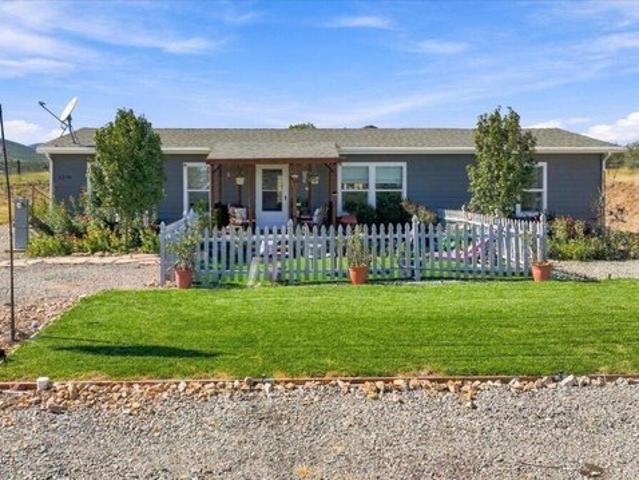 House for sale in Dewey-Humboldt, Yavapai County