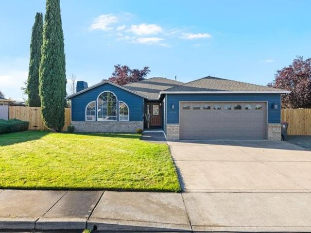 House for sale in Central Point, Oregon