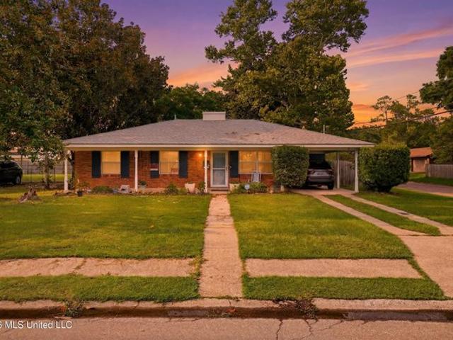House for sale in Gulfport, Mississippi