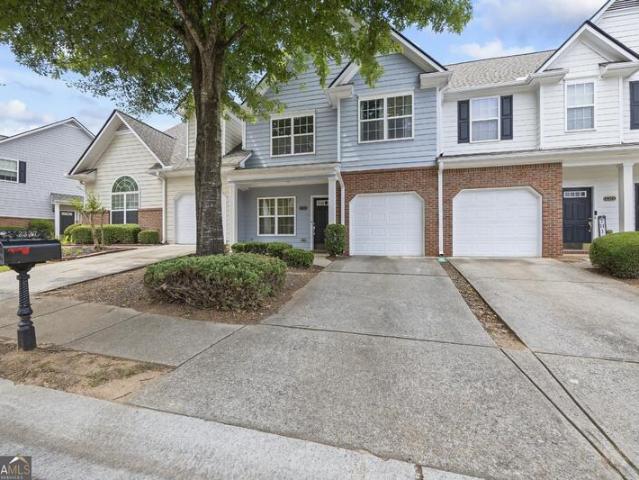 Townhouse for sale in Lawrenceville