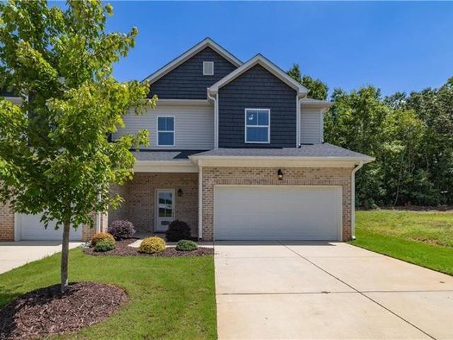 Townhouse for sale in Alamance, North Carolina