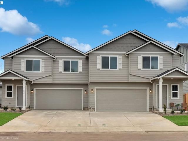 Townhouse for sale in Oregonia