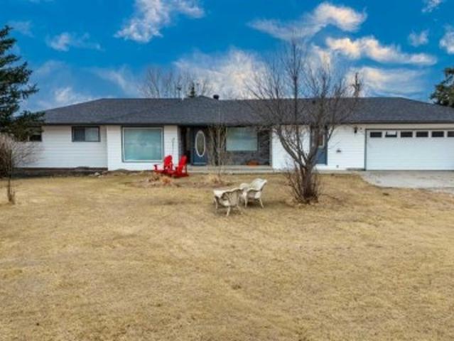 House for sale in Alberta
