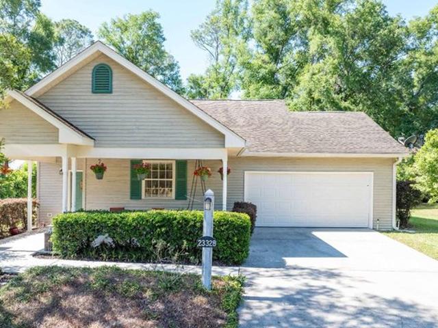 House for sale in Suwannee, Florida