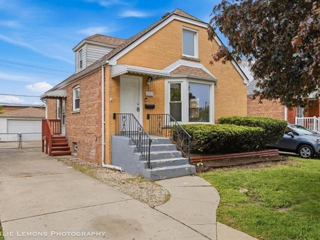 House for sale in River Grove, Illinois