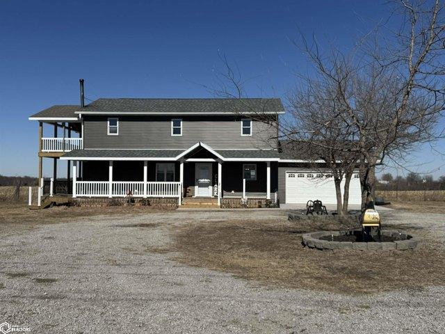 House for sale in Cincinnati, Iowa