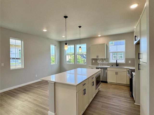 House for sale in Black Diamond, Washington