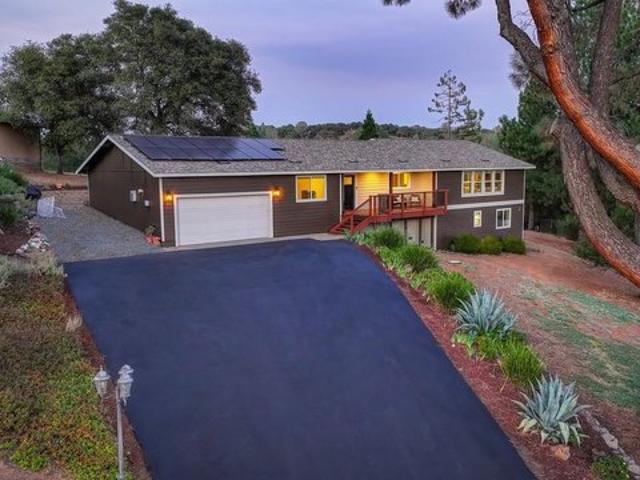 House for sale in Auburn, California