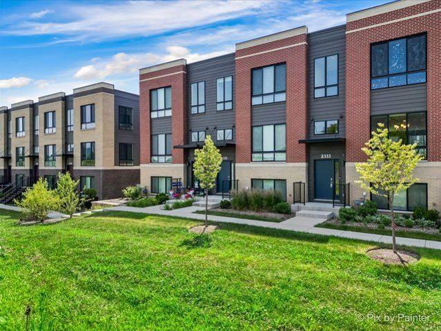 Townhouse for rent in Schaumburg, Illinois