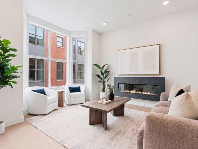 Townhouse for sale in Chicago Park, Illinois