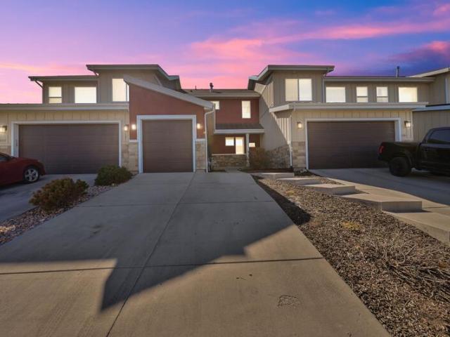 Townhouse for sale in Saratoga Springs