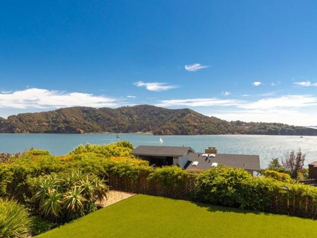 Condo for sale in Belvedere Tiburon, California