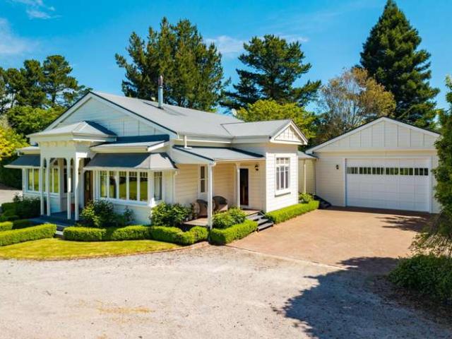 Property for sale in Bay Of Plenty