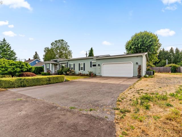 House for sale in Oregonia