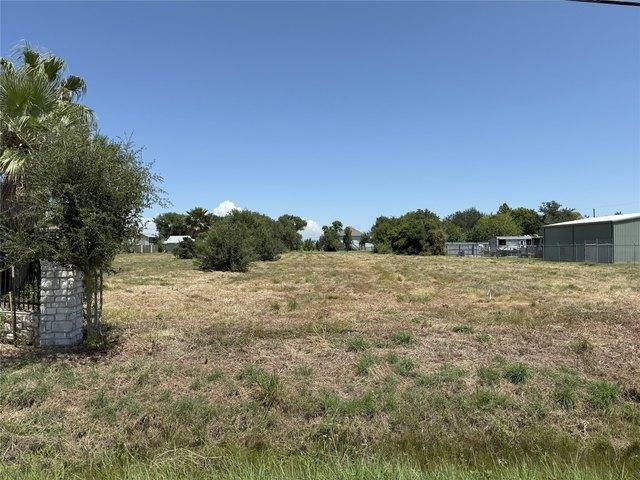 Land for sale in Dickinson, Galveston County