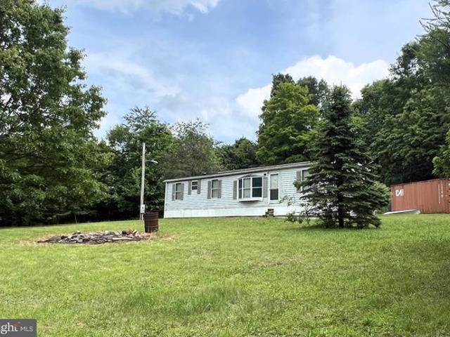 House for sale in East Waterford, Pennsylvania