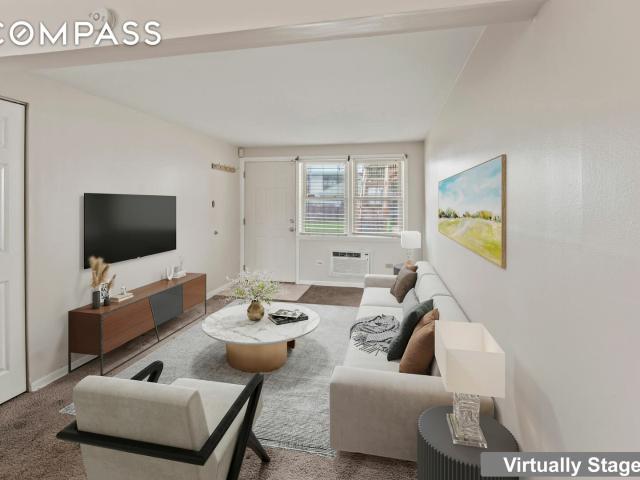 Condo for sale in Blue Island