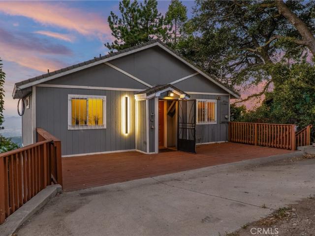 House for sale in Cedarpines Park, California