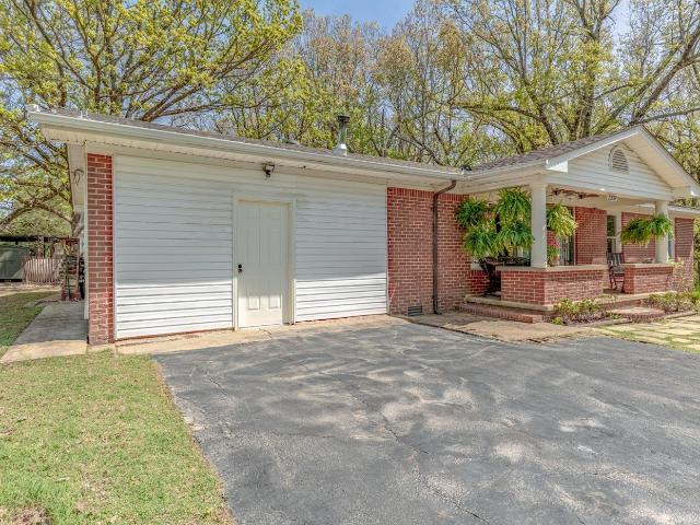 House for sale in Ark