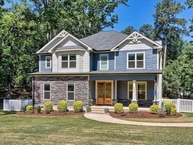 House for sale in Gilbert, South Carolina
