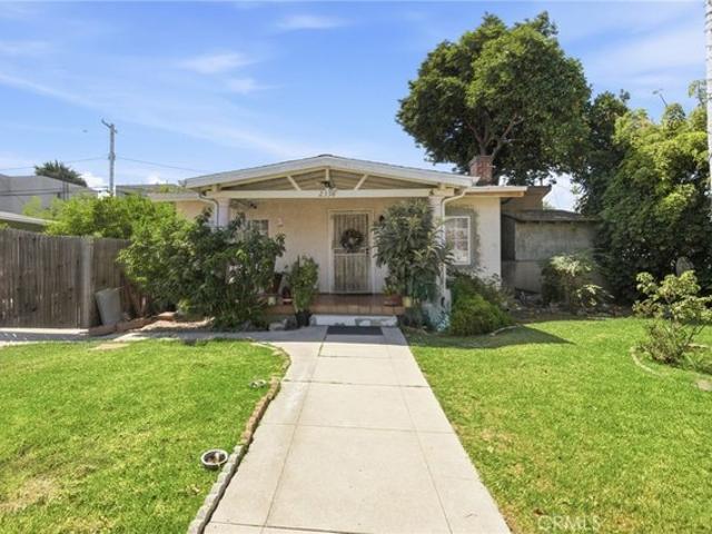 House for sale in Canoga Park, California