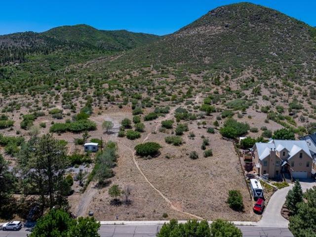 Land for sale in Los Alamos, New Mexico