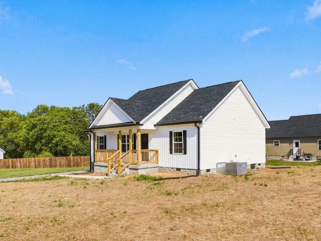 House for sale in Trigg, Cornersville