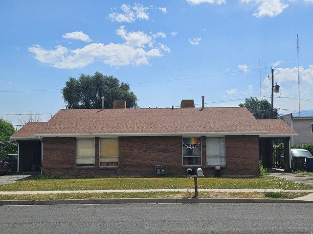 House for sale in West Valley City, Utah