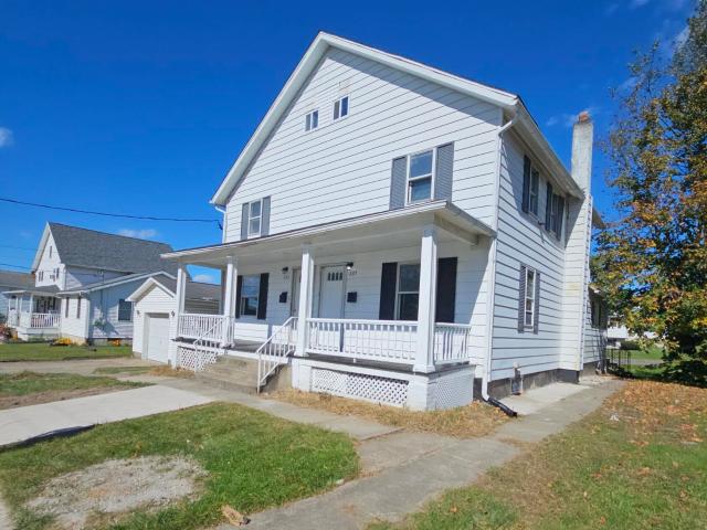 House for sale in Dupont, Luzerne County