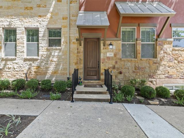 Townhouse for sale in Williamson, Texas