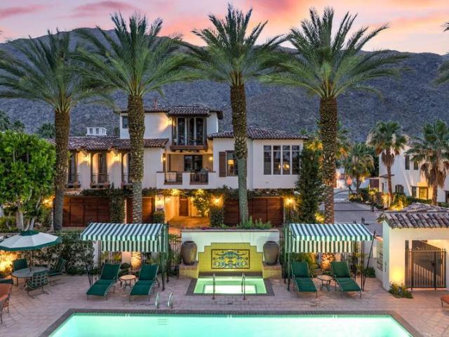 Townhouse for sale in Palm Springs