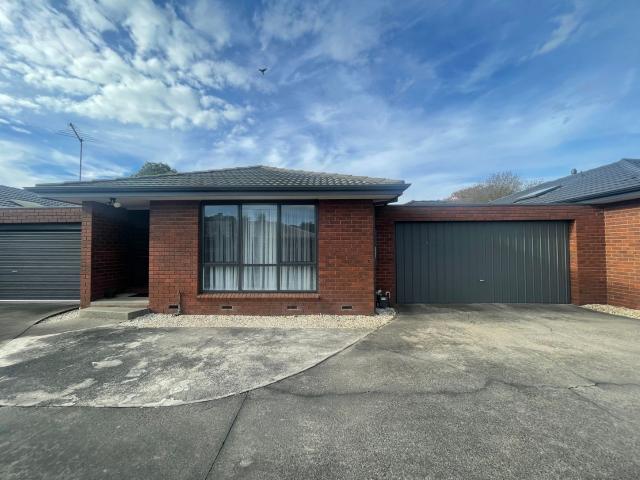 Apartment for rent in Rosedale, Victoria