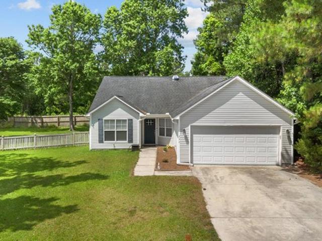 House for sale in Sneads Ferry, North Carolina