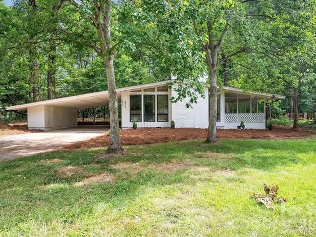 House for sale in Mount Holly, North Carolina