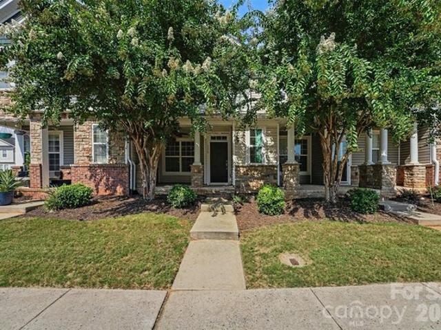 Townhouse for sale in Mooresville, Iredell County