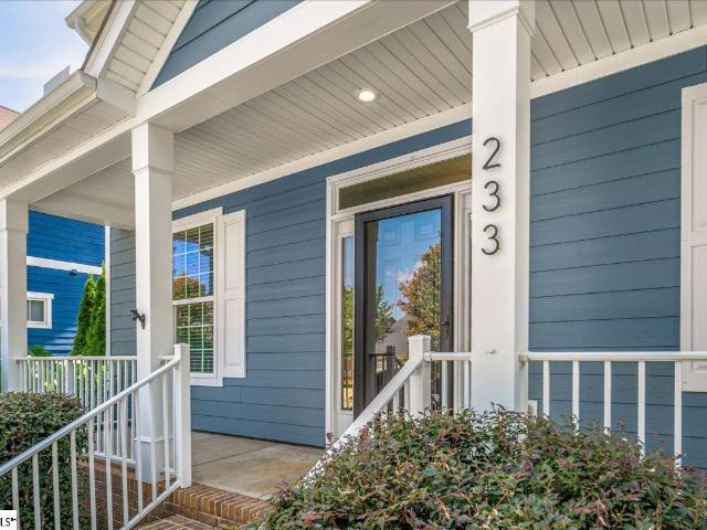 House for sale in Simpsonville, South Carolina