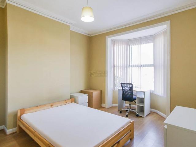 Room for rent in Metchley, Birmingham