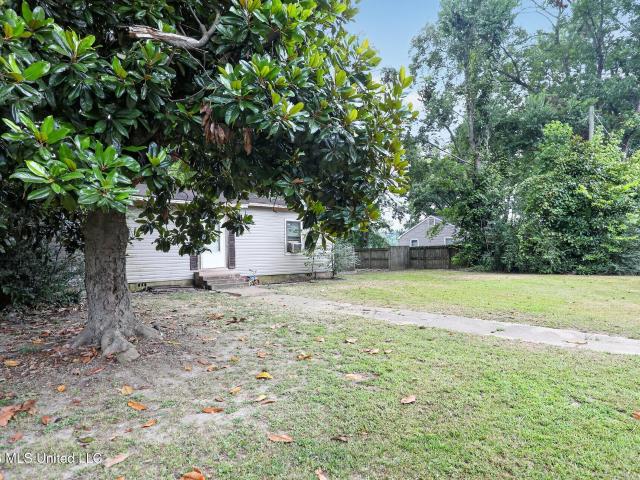 House for sale in Batesville, Mississippi