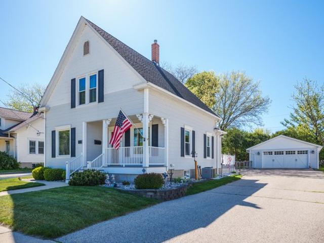 House for sale in Burlington, Wisconsin