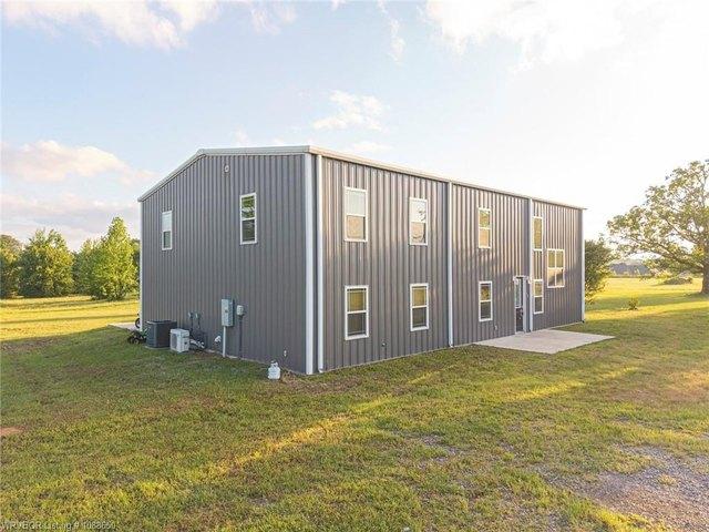 House for sale in Ark