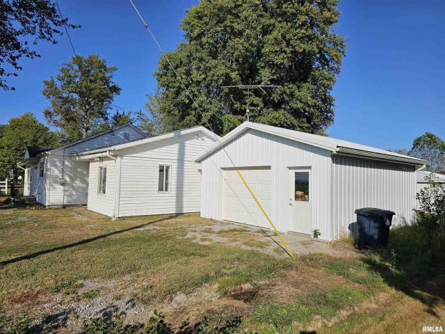 House for sale in Cisne, Illinois