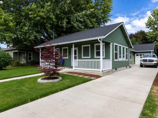 House for sale in Oregonia