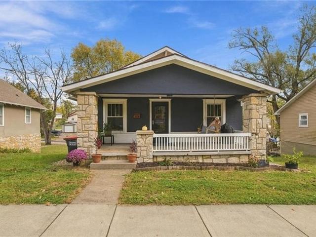 House for sale in Excelsior Springs, Clay County