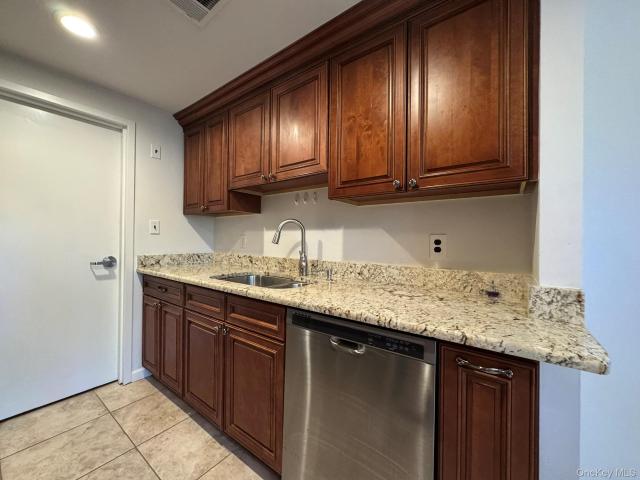 Condo for sale in Centereach, New York