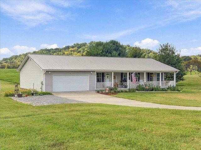 House for sale in Newport, East Tennessee