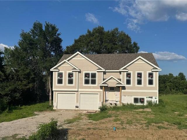 House for sale in Warrensburg, Missouri