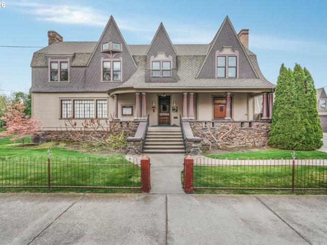 House for sale in Oregonia