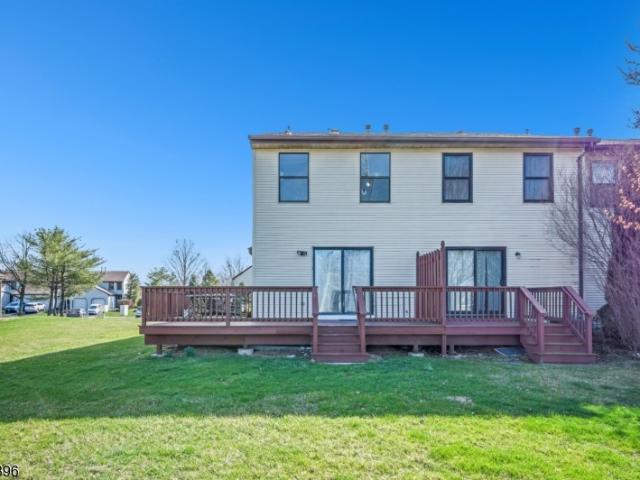 Townhouse for sale in Ringoes, New Jersey